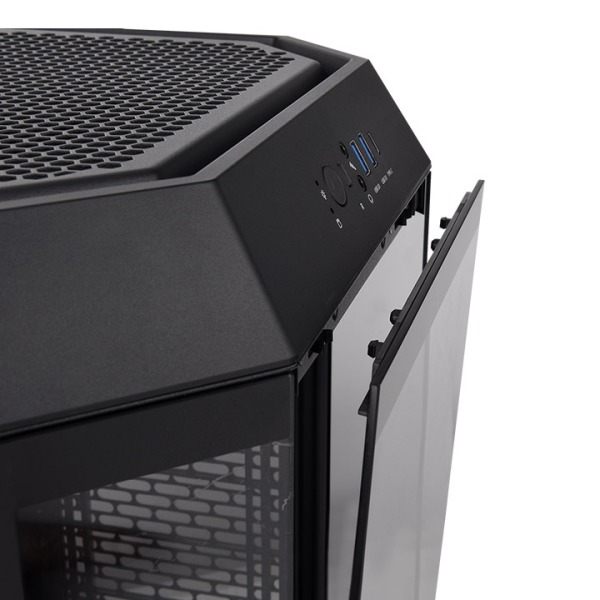 Vỏ case Thermaltake Tower 300 đến từ SPEEDCOM